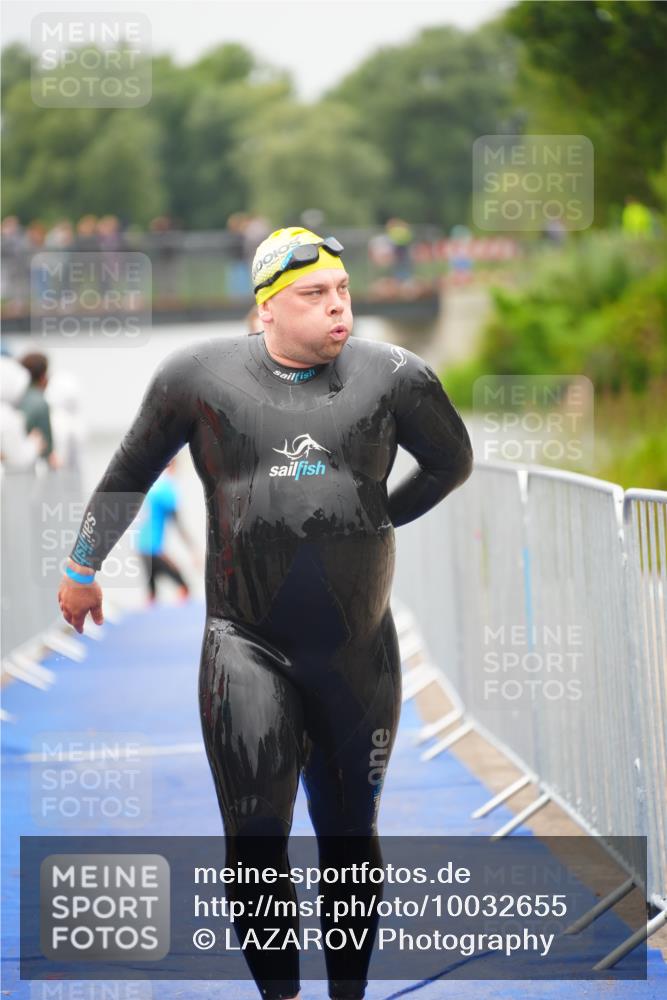 30.08.2026 - Elbe Triathlon Hamburg LAZAROV Photography http://msf.ph/oto/10032655 30.08.2026 08:43:32 Schwimmen 267, 283, 319, 381 meine-sportfotos.de