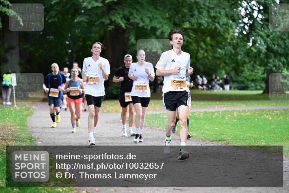 30.08.2026 - Blankeneser Heldenlauf Dr. Thomas Lammeyer http://msf.ph/oto/10032657 30.08.2026 10:37:02 Laufen 2229, 2230, 2228 meine-sportfotos.de
