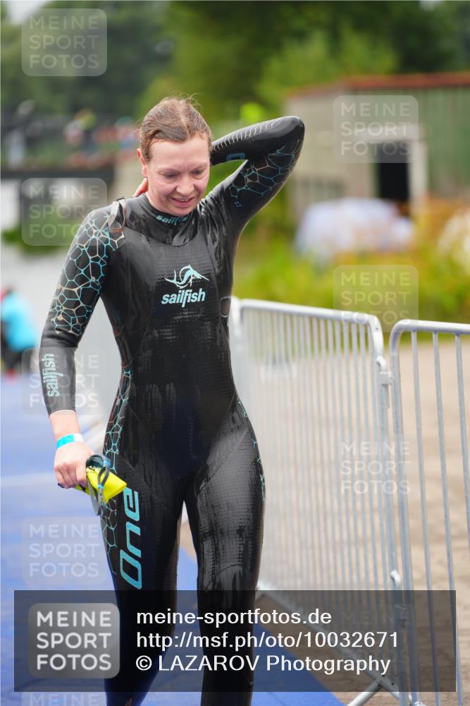 30.08.2026 - Elbe Triathlon Hamburg LAZAROV Photography http://msf.ph/oto/10032671 30.08.2026 08:43:37 Schwimmen 283, 319, 381 meine-sportfotos.de