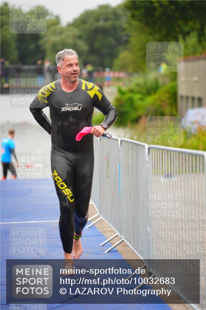30.08.2026 - Elbe Triathlon Hamburg LAZAROV Photography http://msf.ph/oto/10032683 30.08.2026 08:43:52 Schwimmen 303 meine-sportfotos.de