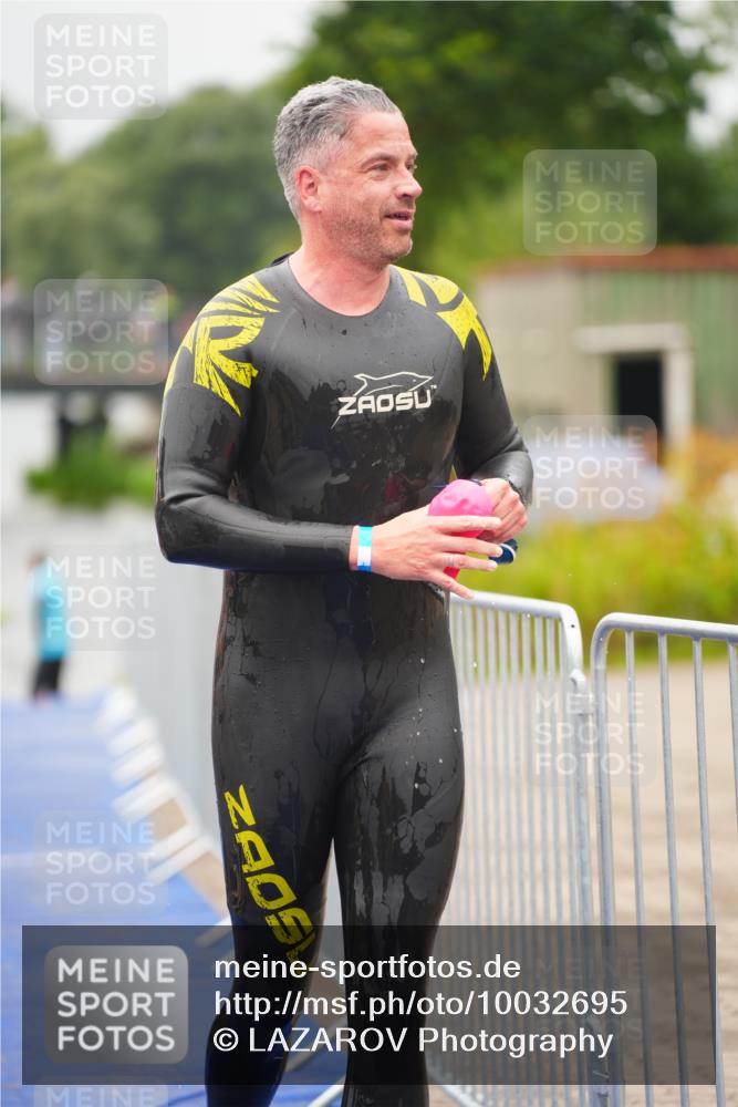 30.08.2026 - Elbe Triathlon Hamburg LAZAROV Photography http://msf.ph/oto/10032695 30.08.2026 08:43:54 Schwimmen 303 meine-sportfotos.de