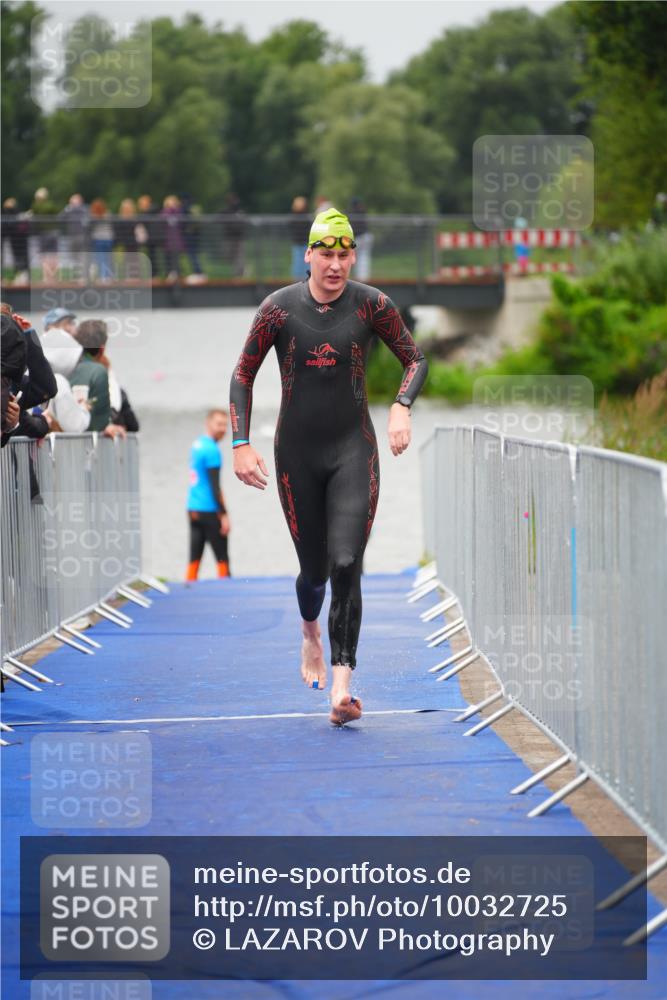 30.08.2026 - Elbe Triathlon Hamburg LAZAROV Photography http://msf.ph/oto/10032725 30.08.2026 08:44:17 Schwimmen 276, 445 meine-sportfotos.de