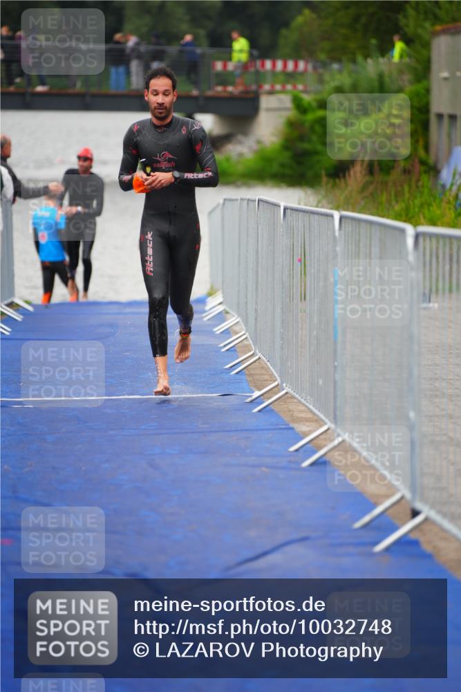 30.08.2026 - Elbe Triathlon Hamburg LAZAROV Photography http://msf.ph/oto/10032748 30.08.2026 08:45:06 Schwimmen 320 meine-sportfotos.de