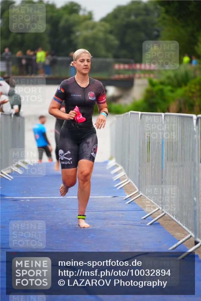 30.08.2026 - Elbe Triathlon Hamburg LAZAROV Photography http://msf.ph/oto/10032894 30.08.2026 08:46:58 Schwimmen 336, 392, 421 meine-sportfotos.de