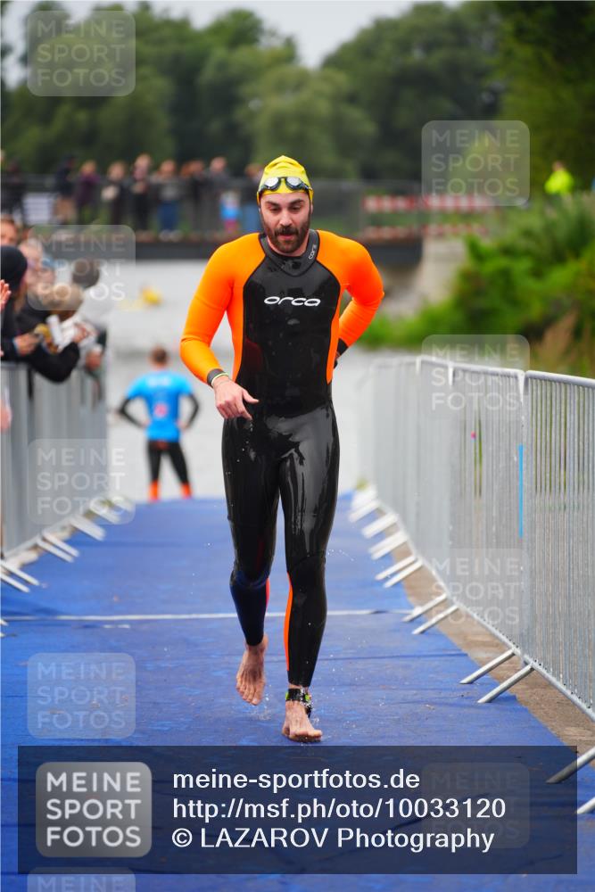 30.08.2026 - Elbe Triathlon Hamburg LAZAROV Photography http://msf.ph/oto/10033120 30.08.2026 08:48:52 Schwimmen 470 meine-sportfotos.de