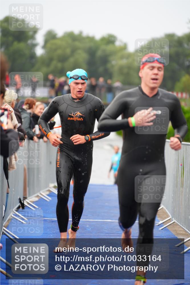 30.08.2026 - Elbe Triathlon Hamburg LAZAROV Photography http://msf.ph/oto/10033164 30.08.2026 08:49:21 Schwimmen 398, 466 meine-sportfotos.de