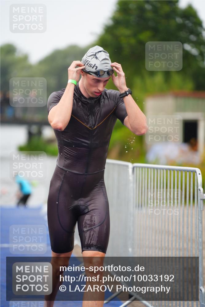 30.08.2026 - Elbe Triathlon Hamburg LAZAROV Photography http://msf.ph/oto/10033192 30.08.2026 08:49:41 Schwimmen 397 meine-sportfotos.de