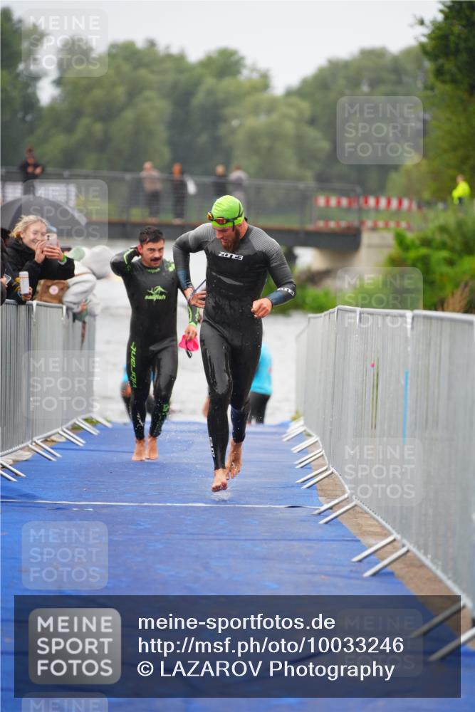 30.08.2026 - Elbe Triathlon Hamburg LAZAROV Photography http://msf.ph/oto/10033246 30.08.2026 08:50:01 Schwimmen 399, 414, 417, 496 meine-sportfotos.de