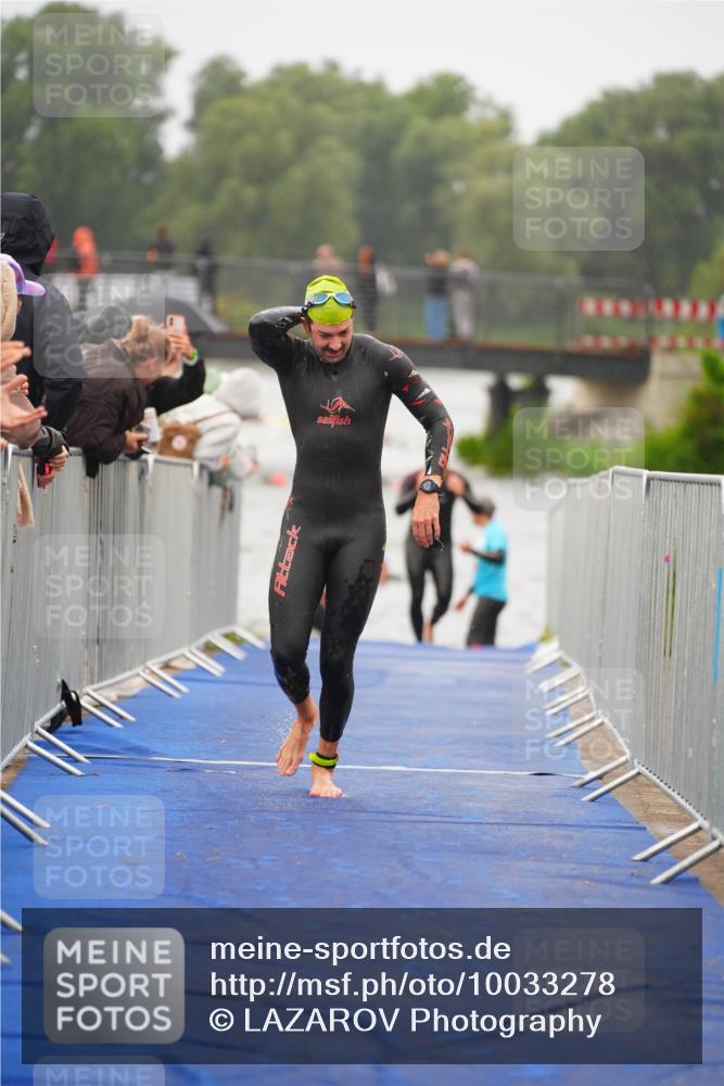 30.08.2026 - Elbe Triathlon Hamburg LAZAROV Photography http://msf.ph/oto/10033278 30.08.2026 08:50:06 Schwimmen 399, 414, 417, 476, 496 meine-sportfotos.de