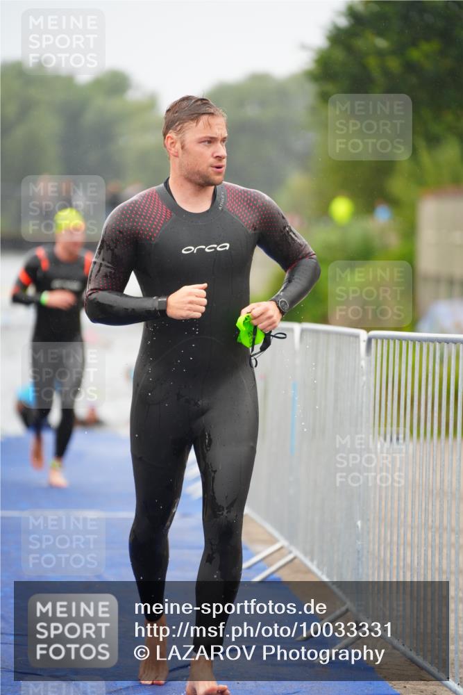 30.08.2026 - Elbe Triathlon Hamburg LAZAROV Photography http://msf.ph/oto/10033331 30.08.2026 08:50:16 Schwimmen 399, 444, 476, 480, 496 meine-sportfotos.de