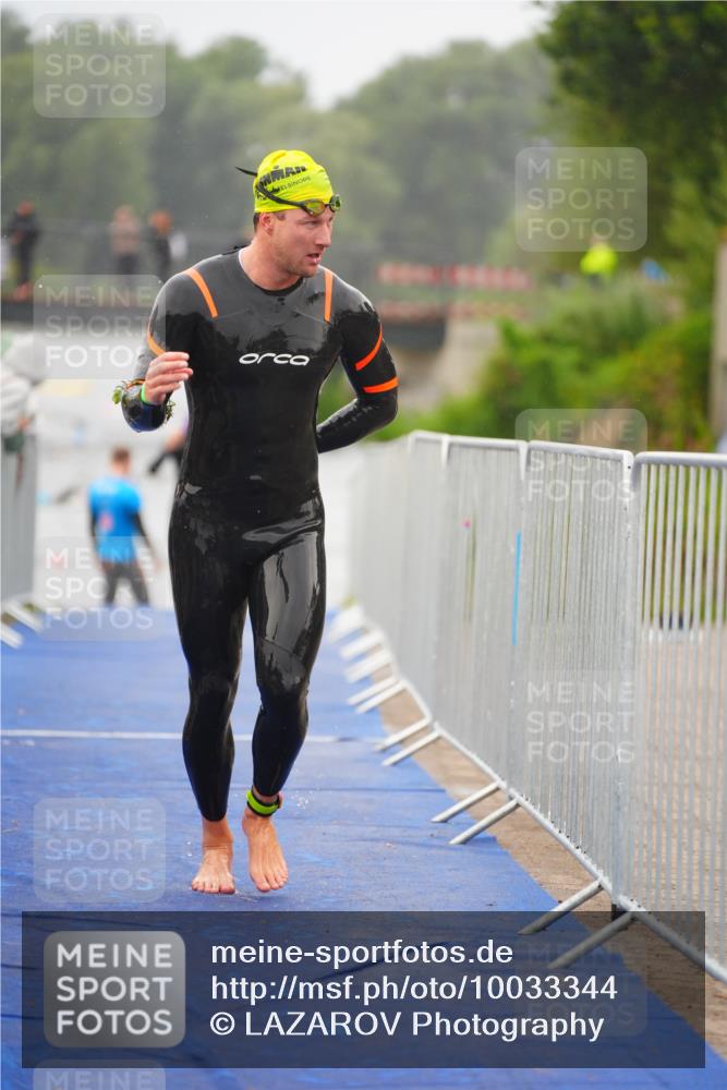 30.08.2026 - Elbe Triathlon Hamburg LAZAROV Photography http://msf.ph/oto/10033344 30.08.2026 08:50:19 Schwimmen 399, 444, 476, 480, 496 meine-sportfotos.de