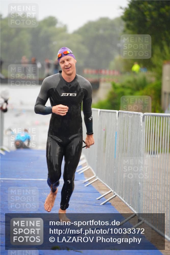 30.08.2026 - Elbe Triathlon Hamburg LAZAROV Photography http://msf.ph/oto/10033372 30.08.2026 08:50:27 Schwimmen 444, 446, 480 meine-sportfotos.de