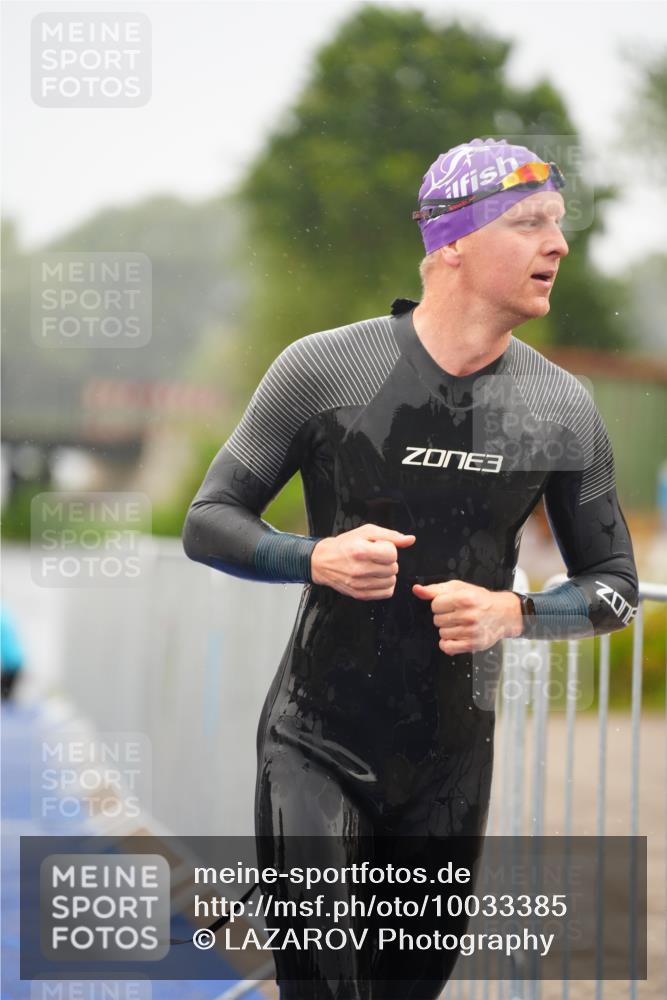 30.08.2026 - Elbe Triathlon Hamburg LAZAROV Photography http://msf.ph/oto/10033385 30.08.2026 08:50:28 Schwimmen 444, 446, 480 meine-sportfotos.de