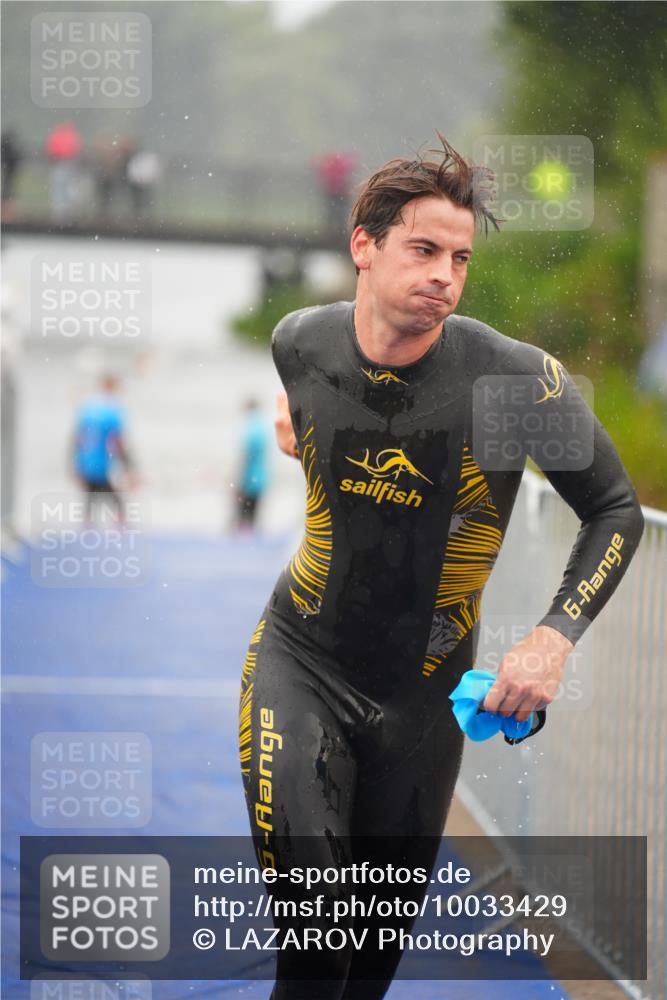 30.08.2026 - Elbe Triathlon Hamburg LAZAROV Photography http://msf.ph/oto/10033429 30.08.2026 08:50:44 Schwimmen 346, 423, 459, 527 meine-sportfotos.de