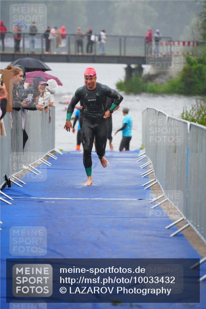 30.08.2026 - Elbe Triathlon Hamburg LAZAROV Photography http://msf.ph/oto/10033432 30.08.2026 08:50:58 Schwimmen 527, 916 meine-sportfotos.de