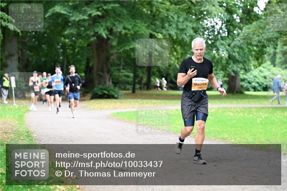 30.08.2026 - Blankeneser Heldenlauf Dr. Thomas Lammeyer http://msf.ph/oto/10033437 30.08.2026 10:38:37 Laufen 2592 meine-sportfotos.de