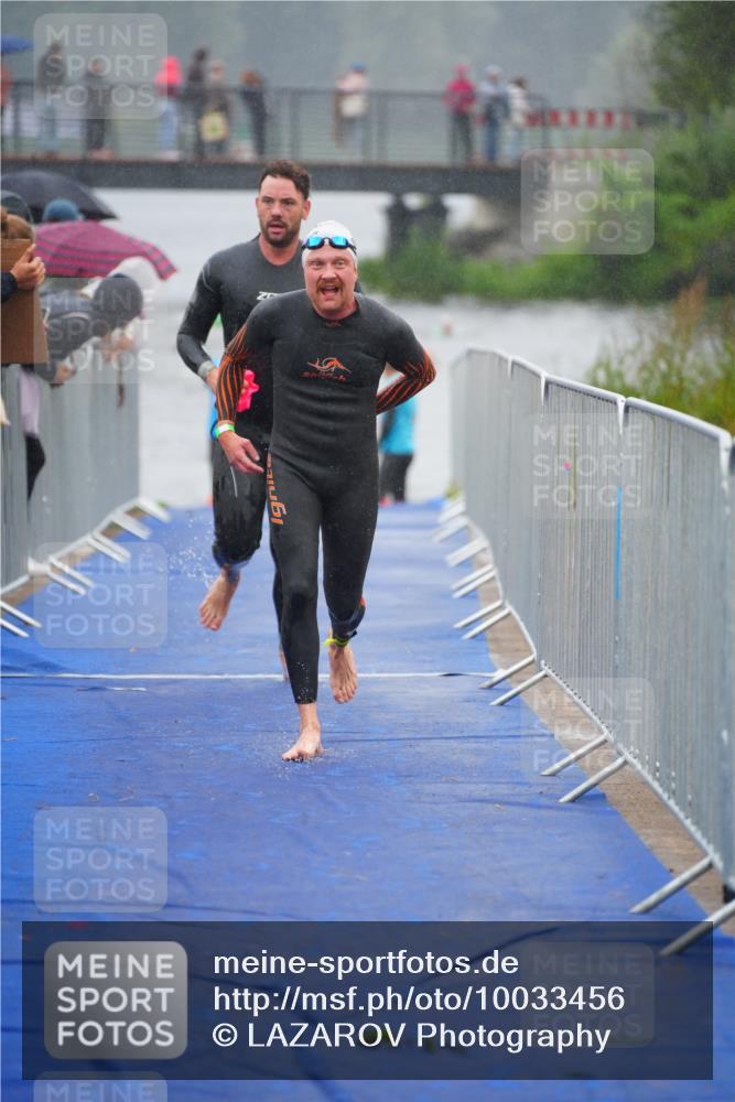 30.08.2026 - Elbe Triathlon Hamburg LAZAROV Photography http://msf.ph/oto/10033456 30.08.2026 08:51:03 Schwimmen 484, 689, 916 meine-sportfotos.de