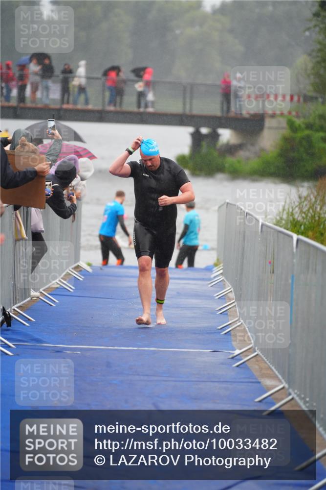 30.08.2026 - Elbe Triathlon Hamburg LAZAROV Photography http://msf.ph/oto/10033482 30.08.2026 08:51:19 Schwimmen 457, 484, 689 meine-sportfotos.de
