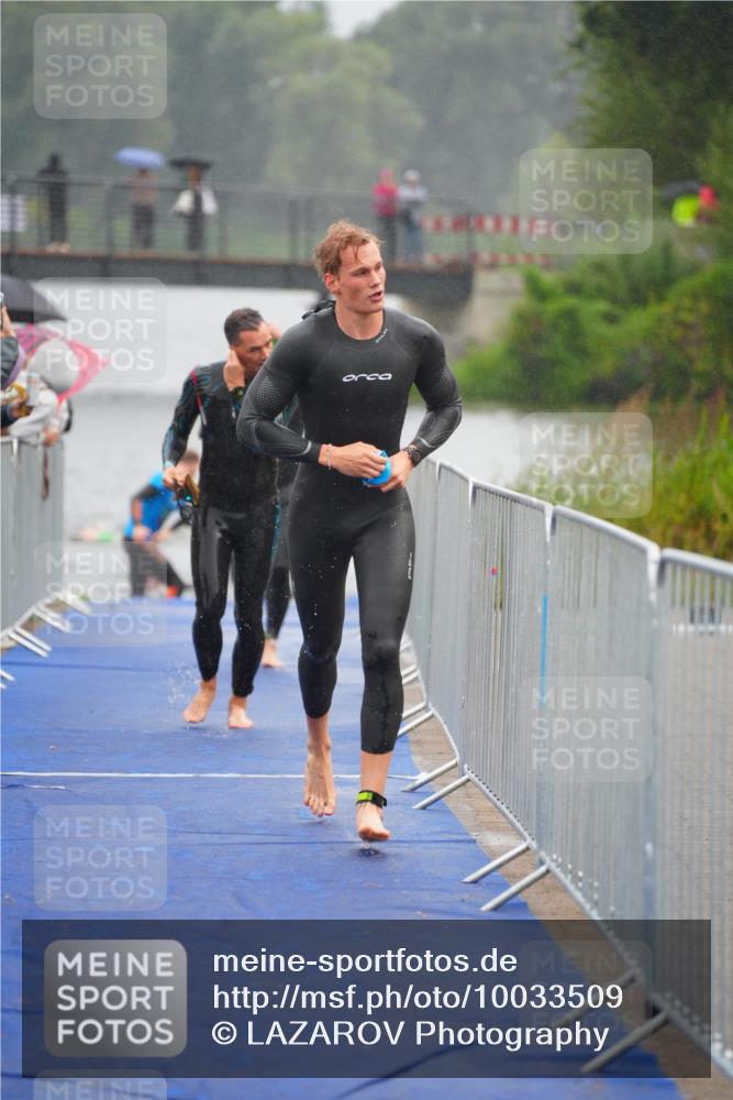 30.08.2026 - Elbe Triathlon Hamburg LAZAROV Photography http://msf.ph/oto/10033509 30.08.2026 08:51:36 Schwimmen 248, 394, 457, 464 meine-sportfotos.de
