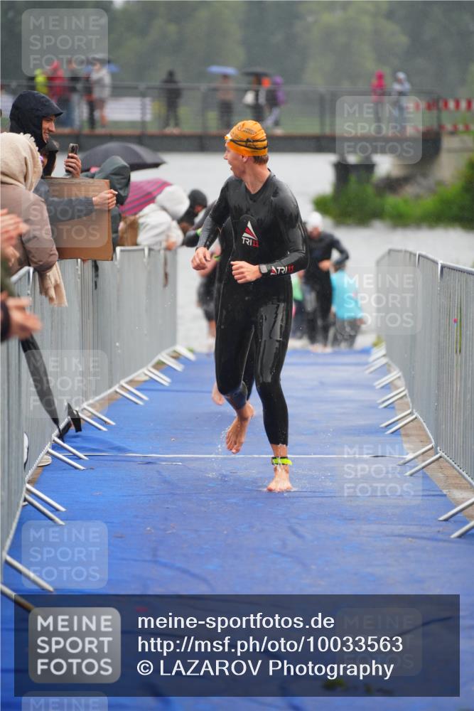 30.08.2026 - Elbe Triathlon Hamburg LAZAROV Photography http://msf.ph/oto/10033563 30.08.2026 08:51:47 Schwimmen 248, 394, 430, 464, 481 meine-sportfotos.de