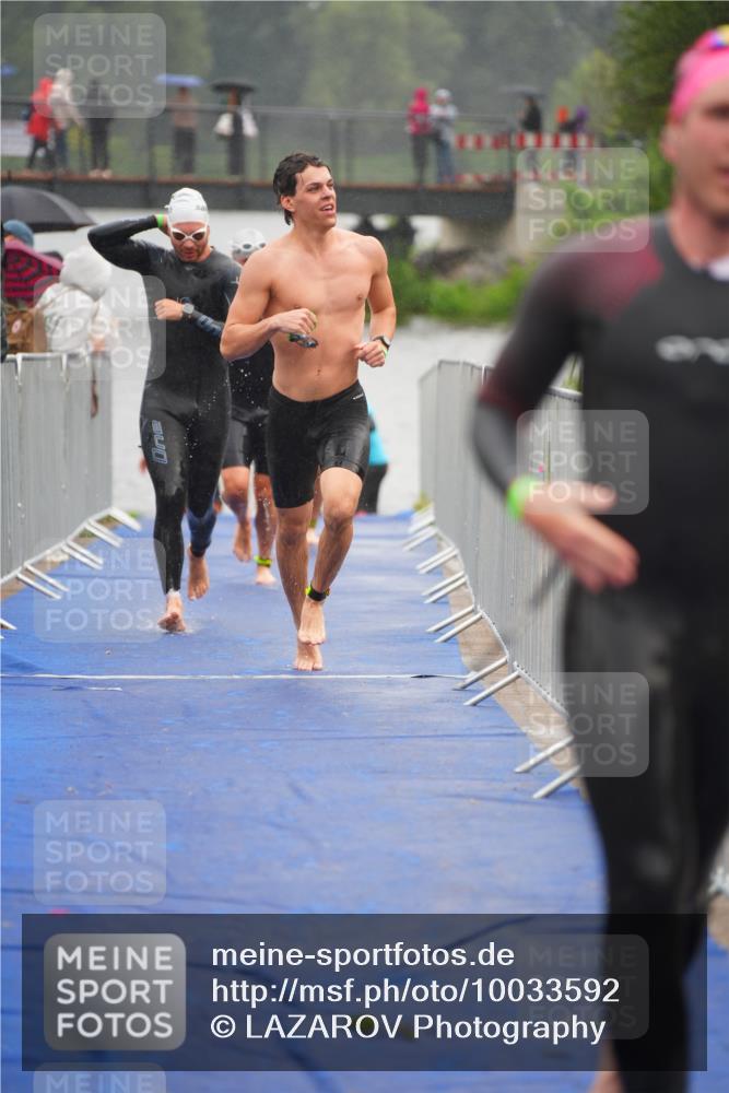 30.08.2026 - Elbe Triathlon Hamburg LAZAROV Photography http://msf.ph/oto/10033592 30.08.2026 08:51:51 Schwimmen 248, 394, 405, 425, 428, 430, 464, 481 meine-sportfotos.de
