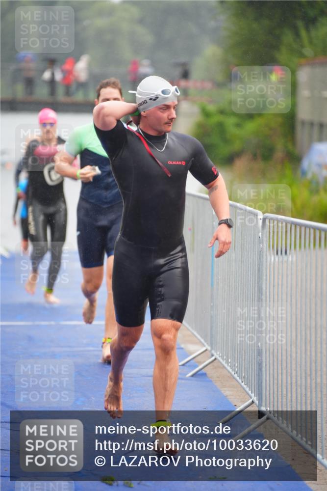 30.08.2026 - Elbe Triathlon Hamburg LAZAROV Photography http://msf.ph/oto/10033620 30.08.2026 08:51:55 Schwimmen 405, 420, 425, 426, 428, 430, 464, 481 meine-sportfotos.de