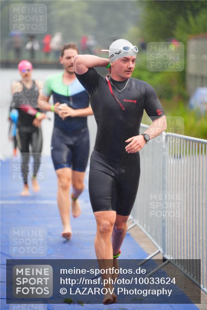 30.08.2026 - Elbe Triathlon Hamburg LAZAROV Photography http://msf.ph/oto/10033624 30.08.2026 08:51:56 Schwimmen 405, 420, 425, 426, 428, 430, 464, 481 meine-sportfotos.de
