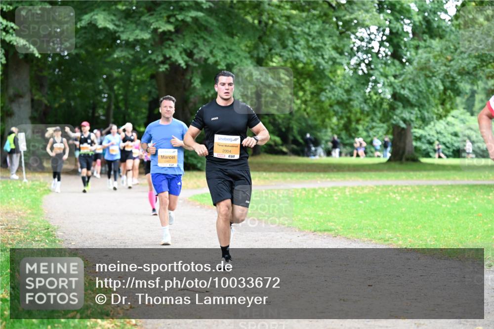 30.08.2026 - Blankeneser Heldenlauf Dr. Thomas Lammeyer http://msf.ph/oto/10033672 30.08.2026 10:39:11 Laufen 2004 meine-sportfotos.de