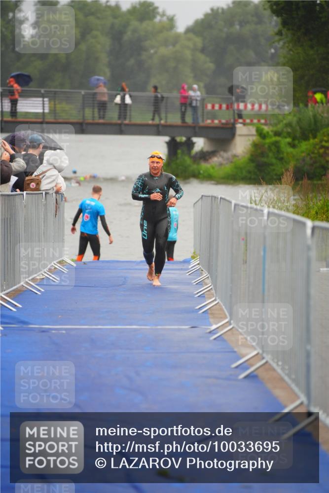 30.08.2026 - Elbe Triathlon Hamburg LAZAROV Photography http://msf.ph/oto/10033695 30.08.2026 08:53:06 Schwimmen 364, 613 meine-sportfotos.de