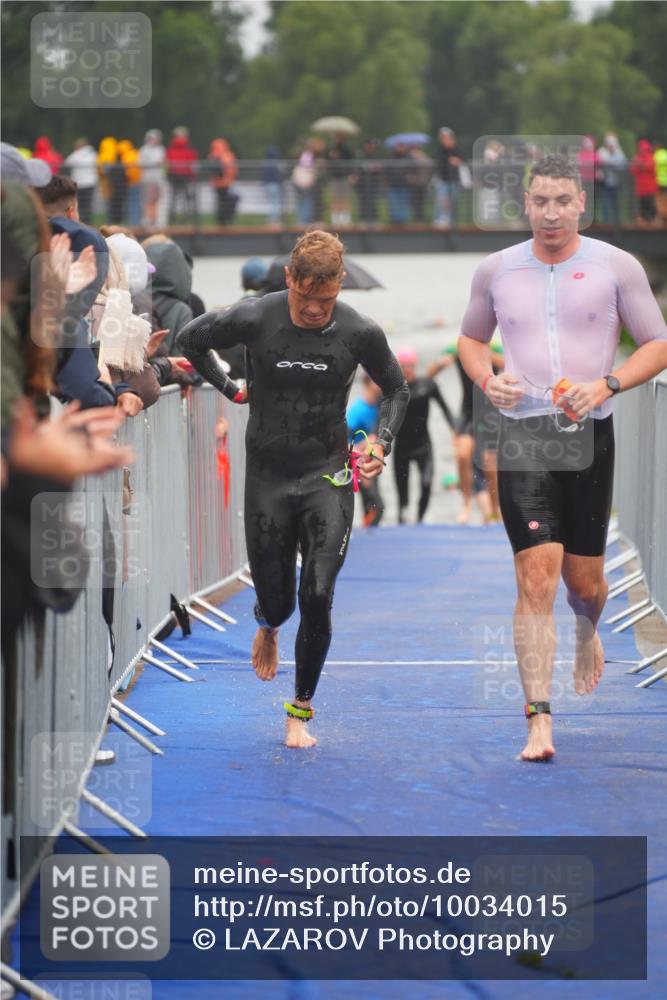 30.08.2026 - Elbe Triathlon Hamburg LAZAROV Photography http://msf.ph/oto/10034015 30.08.2026 08:55:45 Schwimmen 489, 504, 543, 622 meine-sportfotos.de