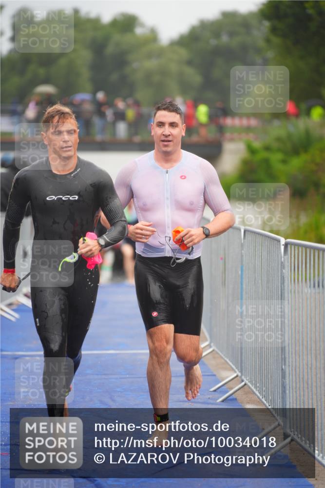 30.08.2026 - Elbe Triathlon Hamburg LAZAROV Photography http://msf.ph/oto/10034018 30.08.2026 08:55:46 Schwimmen 489, 504, 543, 622 meine-sportfotos.de