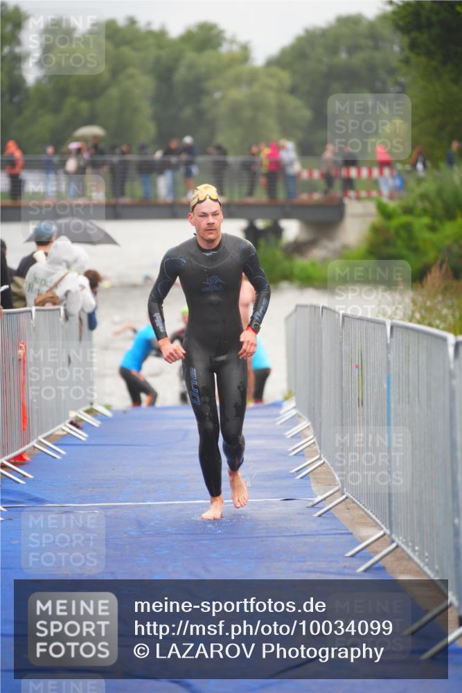 30.08.2026 - Elbe Triathlon Hamburg LAZAROV Photography http://msf.ph/oto/10034099 30.08.2026 08:56:05 Schwimmen 449, 512, 532, 534, 542, 544 meine-sportfotos.de