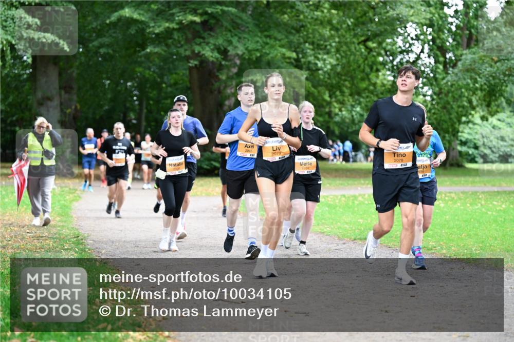 30.08.2026 - Blankeneser Heldenlauf Dr. Thomas Lammeyer http://msf.ph/oto/10034105 30.08.2026 10:40:11 Laufen 2326, 2047, 2079, 2078, 57 meine-sportfotos.de