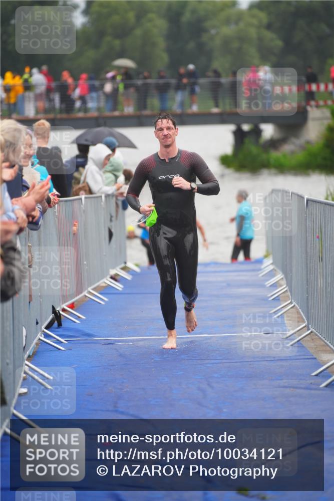 30.08.2026 - Elbe Triathlon Hamburg LAZAROV Photography http://msf.ph/oto/10034121 30.08.2026 08:56:15 Schwimmen 429, 498, 512, 534 meine-sportfotos.de