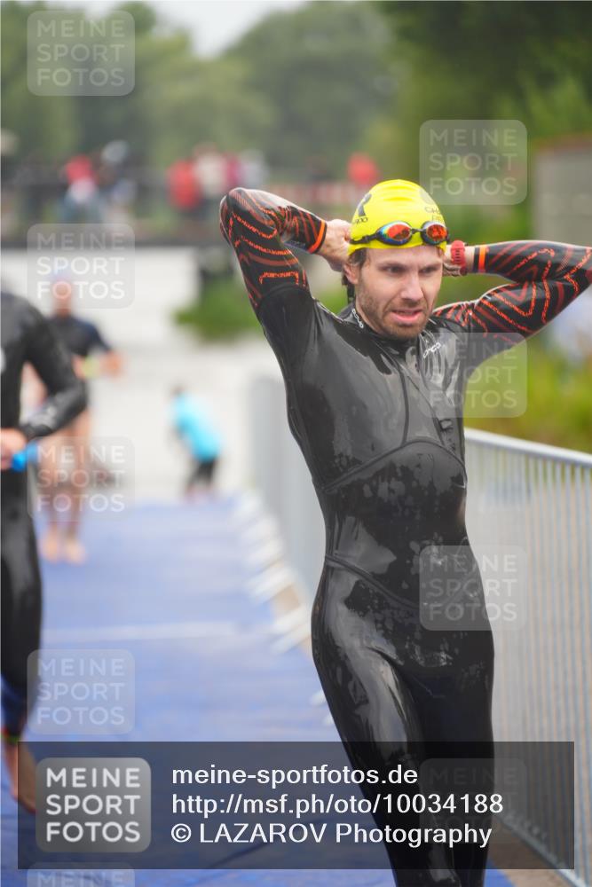 30.08.2026 - Elbe Triathlon Hamburg LAZAROV Photography http://msf.ph/oto/10034188 30.08.2026 08:56:40 Schwimmen 434, 436, 488, 490 meine-sportfotos.de