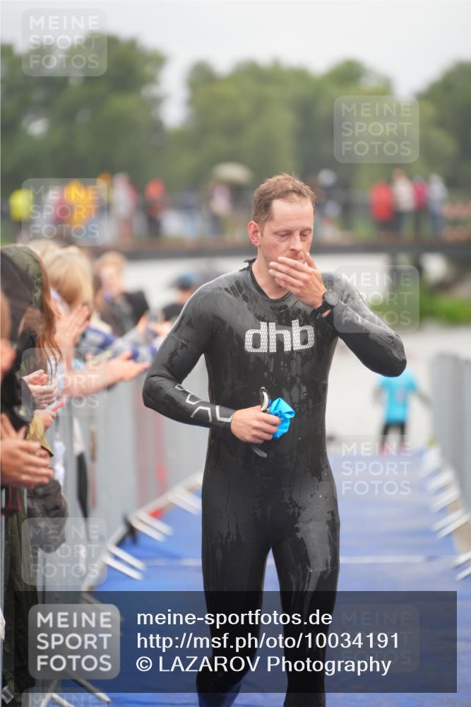 30.08.2026 - Elbe Triathlon Hamburg LAZAROV Photography http://msf.ph/oto/10034191 30.08.2026 08:56:41 Schwimmen 434, 436, 488, 490 meine-sportfotos.de