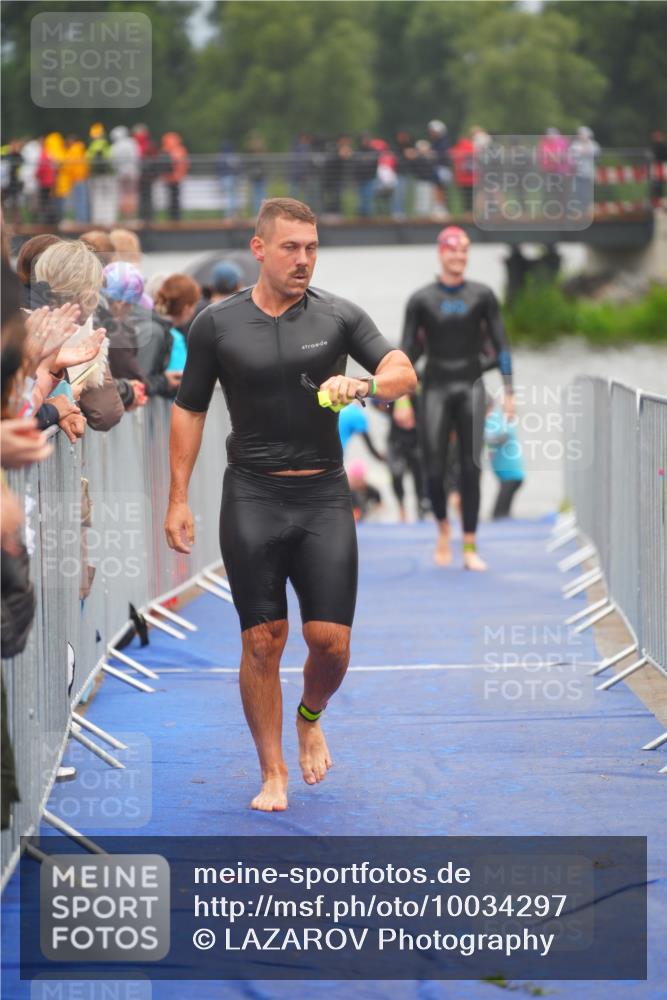 30.08.2026 - Elbe Triathlon Hamburg LAZAROV Photography http://msf.ph/oto/10034297 30.08.2026 08:57:27 Schwimmen 403, 419, 467, 492, 575, 616 meine-sportfotos.de