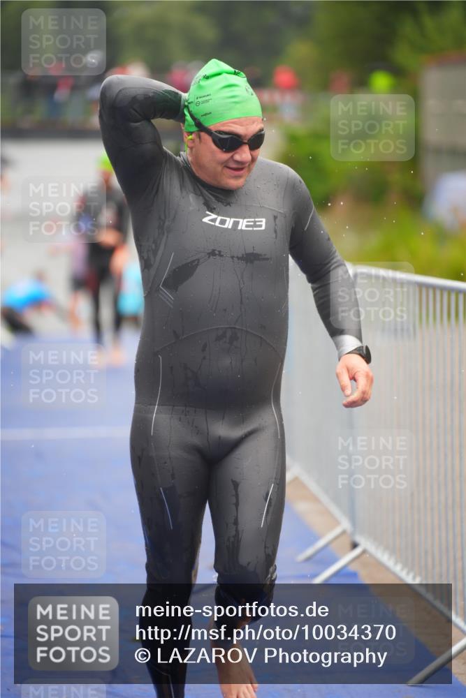 30.08.2026 - Elbe Triathlon Hamburg LAZAROV Photography http://msf.ph/oto/10034370 30.08.2026 08:57:54 Schwimmen 495, 500, 639 meine-sportfotos.de