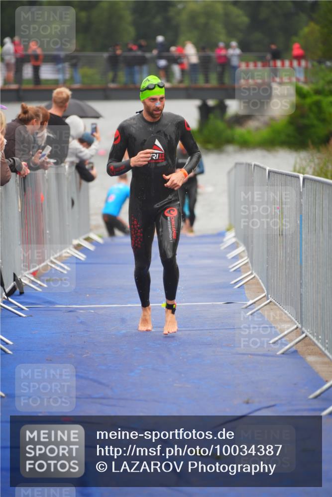 30.08.2026 - Elbe Triathlon Hamburg LAZAROV Photography http://msf.ph/oto/10034387 30.08.2026 08:57:58 Schwimmen 495, 500, 637, 639 meine-sportfotos.de