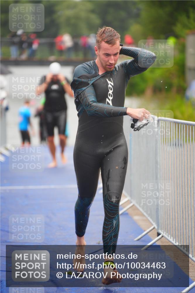 30.08.2026 - Elbe Triathlon Hamburg LAZAROV Photography http://msf.ph/oto/10034463 30.08.2026 08:58:16 Schwimmen 404, 441, 443, 468, 623, 841, 1894 meine-sportfotos.de