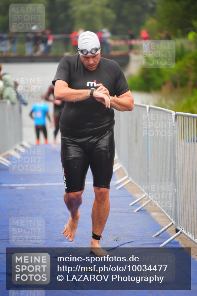 30.08.2026 - Elbe Triathlon Hamburg LAZAROV Photography http://msf.ph/oto/10034477 30.08.2026 08:58:21 Schwimmen 404, 441, 468, 623, 841, 1894 meine-sportfotos.de