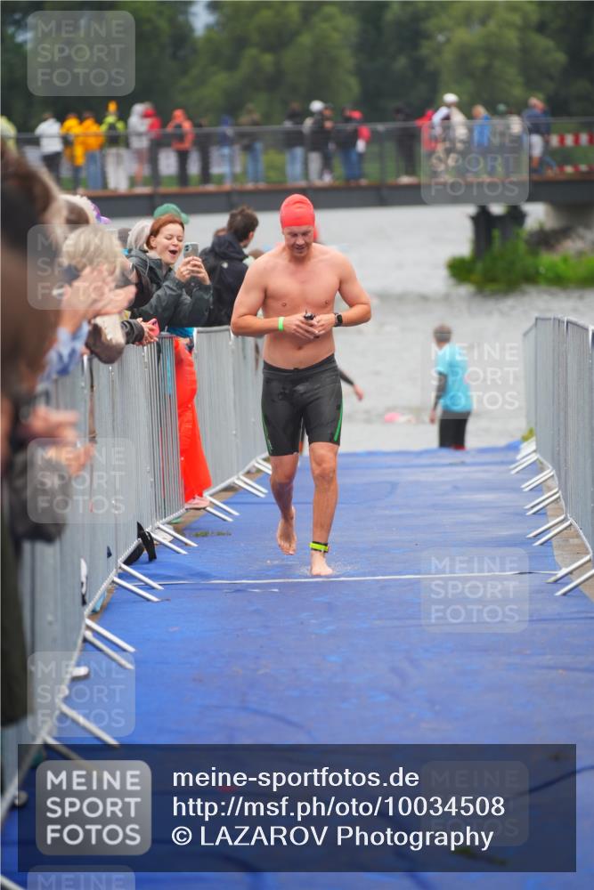 30.08.2026 - Elbe Triathlon Hamburg LAZAROV Photography http://msf.ph/oto/10034508 30.08.2026 08:58:55 Schwimmen 413, 472 meine-sportfotos.de