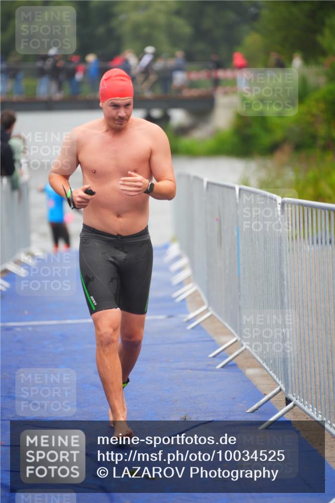 30.08.2026 - Elbe Triathlon Hamburg LAZAROV Photography http://msf.ph/oto/10034525 30.08.2026 08:58:58 Schwimmen 413, 472 meine-sportfotos.de