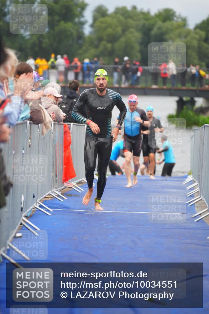 30.08.2026 - Elbe Triathlon Hamburg LAZAROV Photography http://msf.ph/oto/10034551 30.08.2026 08:59:12 Schwimmen 472, 497, 536 meine-sportfotos.de