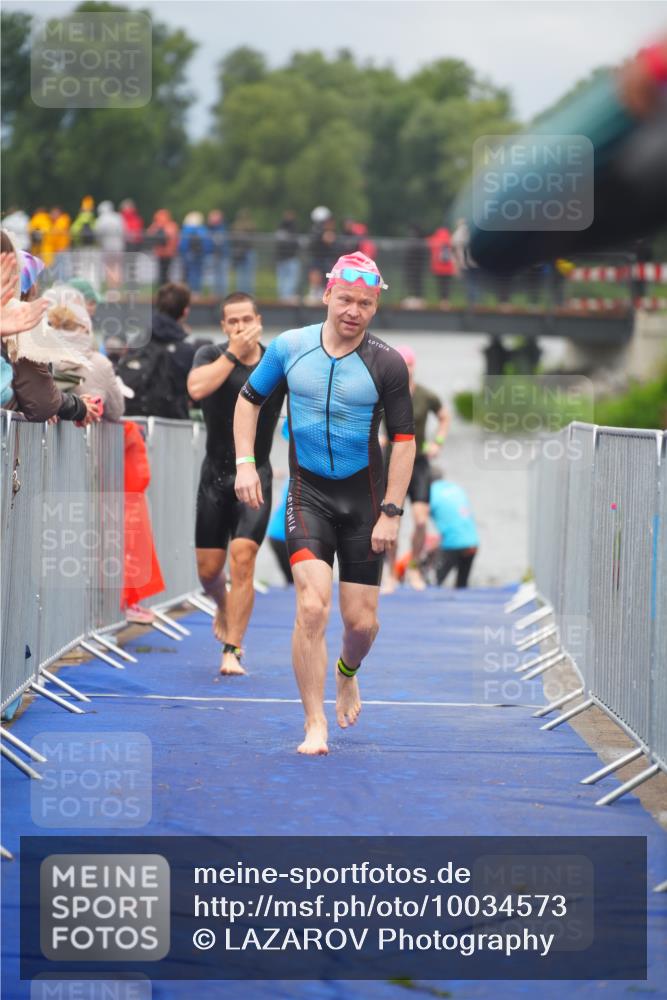 30.08.2026 - Elbe Triathlon Hamburg LAZAROV Photography http://msf.ph/oto/10034573 30.08.2026 08:59:15 Schwimmen 497, 536, 567 meine-sportfotos.de