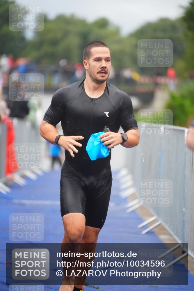 30.08.2026 - Elbe Triathlon Hamburg LAZAROV Photography http://msf.ph/oto/10034596 30.08.2026 08:59:19 Schwimmen 437, 497, 536, 567 meine-sportfotos.de