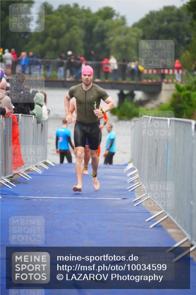 30.08.2026 - Elbe Triathlon Hamburg LAZAROV Photography http://msf.ph/oto/10034599 30.08.2026 08:59:20 Schwimmen 437, 497, 536, 567 meine-sportfotos.de