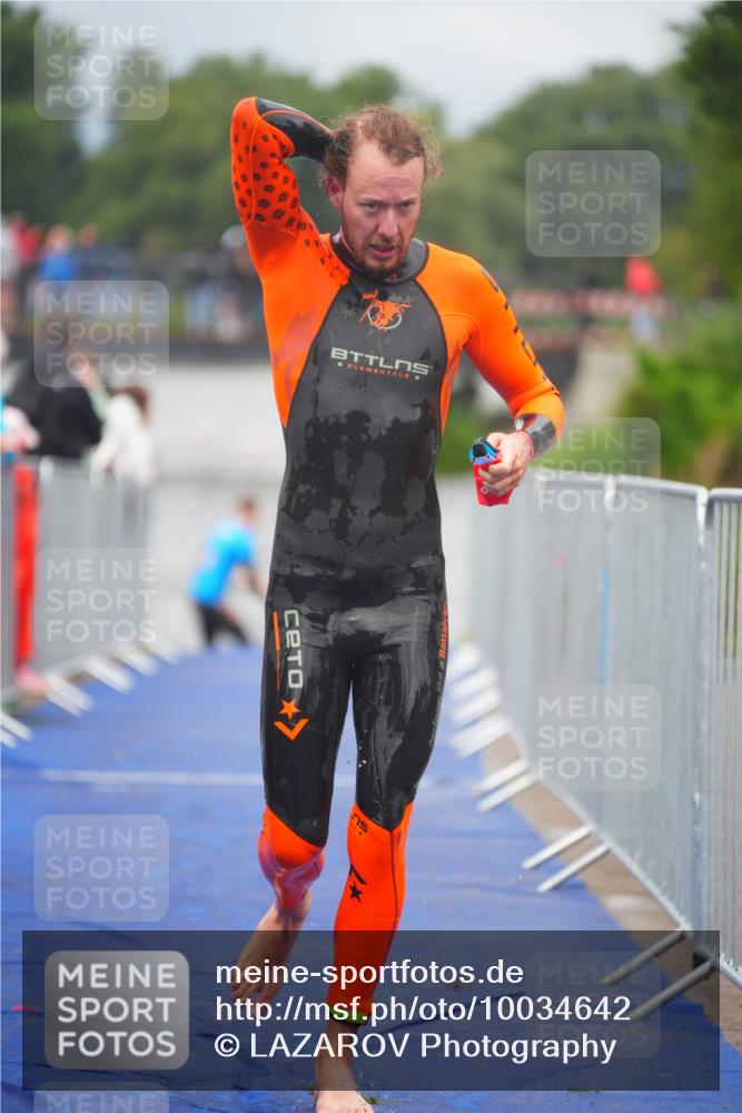 30.08.2026 - Elbe Triathlon Hamburg LAZAROV Photography http://msf.ph/oto/10034642 30.08.2026 08:59:28 Schwimmen 437, 497, 536, 567, 571, 600 meine-sportfotos.de