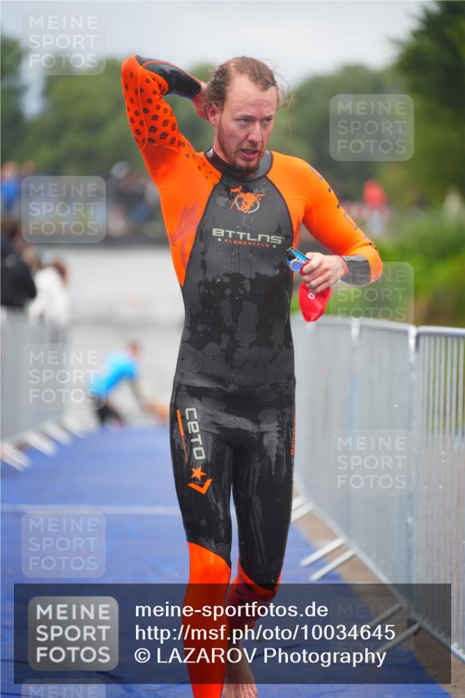 30.08.2026 - Elbe Triathlon Hamburg LAZAROV Photography http://msf.ph/oto/10034645 30.08.2026 08:59:28 Schwimmen 437, 497, 536, 567, 571, 600 meine-sportfotos.de