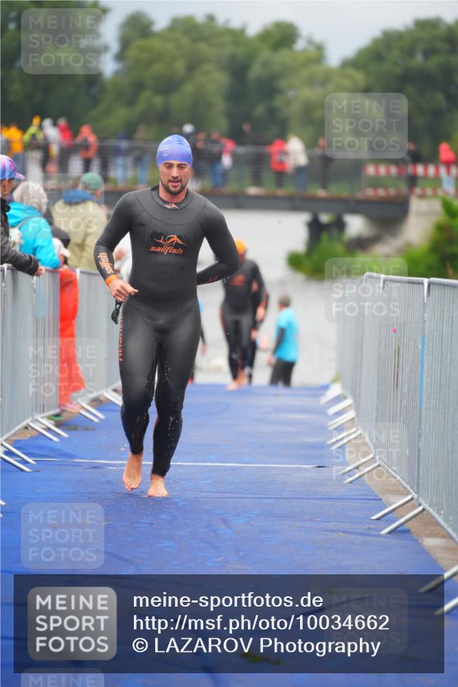 30.08.2026 - Elbe Triathlon Hamburg LAZAROV Photography http://msf.ph/oto/10034662 30.08.2026 08:59:35 Schwimmen 437, 552, 571, 600 meine-sportfotos.de